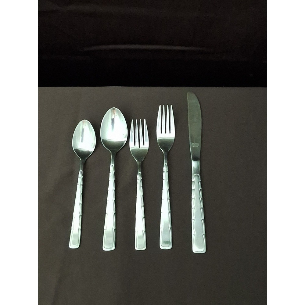 Vintage 5 Piece Set Of Reed & Barton Swagger Pattern Flatware. 1970's. Lot Of 5!